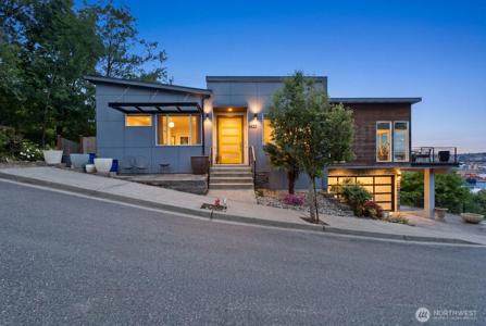 1422 Browns Point