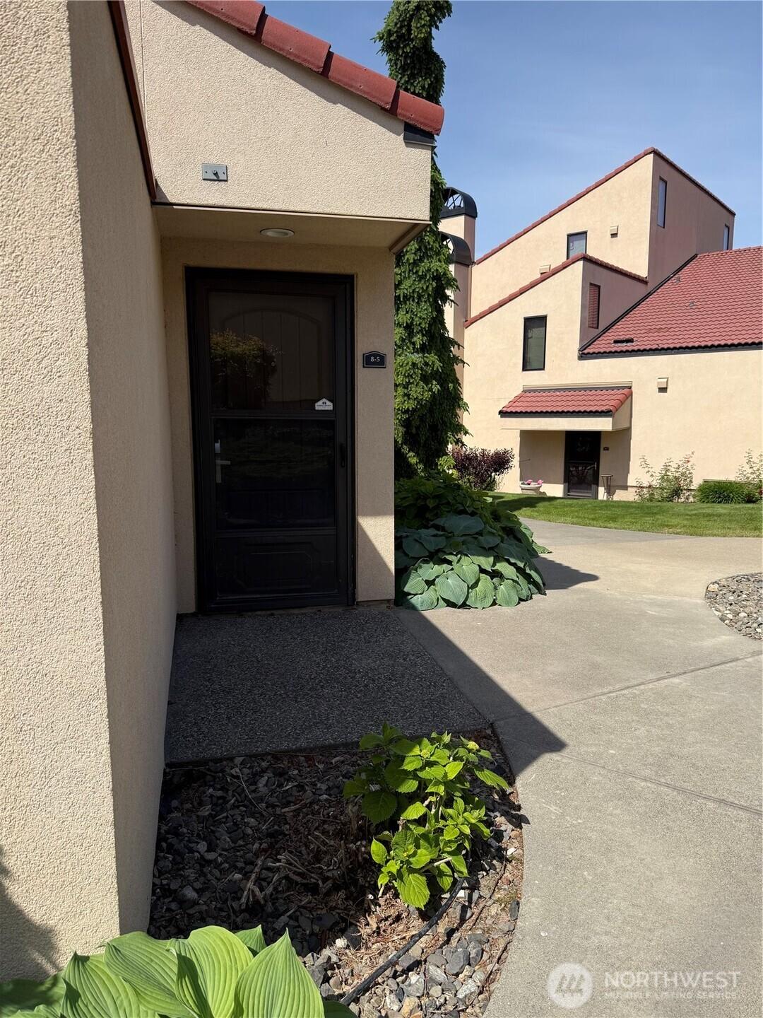 Image 4 Image 4