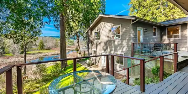 189 Friday Creek Road