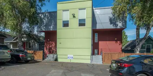 49 W Etruria Street