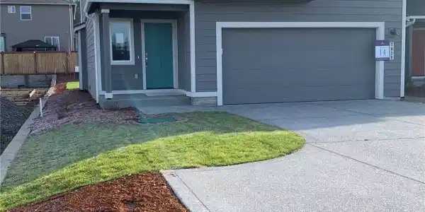 2638 Leaning Oak (Lot 14) SE