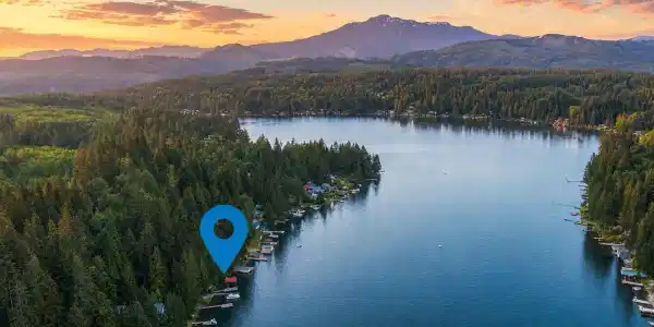 605 Lake Roesiger