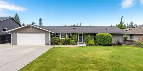 325 Scotland Drive