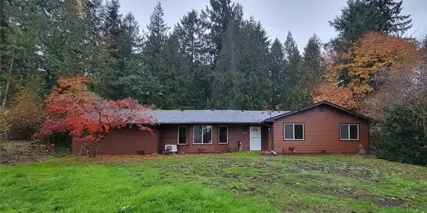 6912 Mullen SE