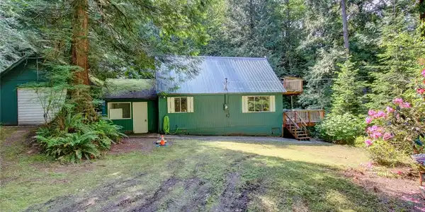 35232 Deer Creek