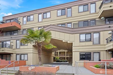 3401 Wallingford N