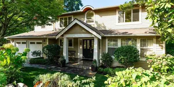 4305 105th NE