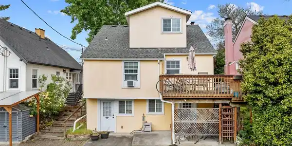 7842 Lake City NE