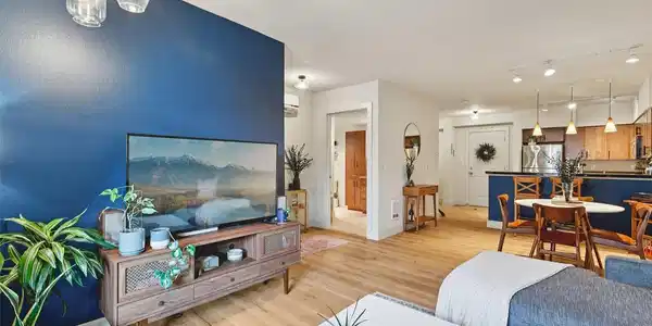 5650 24th NW