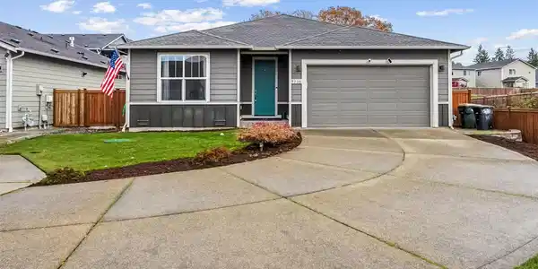 7735 22nd SE