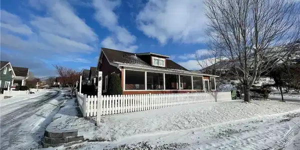 100 Firerock