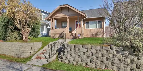 1733 Sheridan