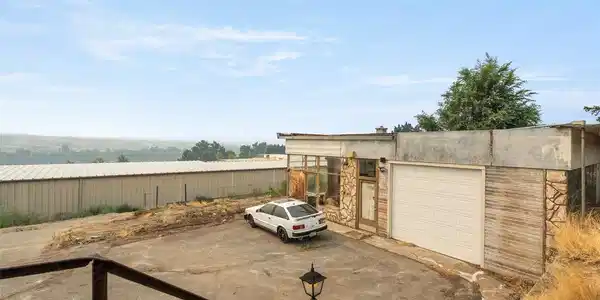 Image 4 Image 4