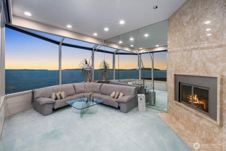 3089 Alki SW