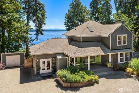 21206 Tramp Harbor SW