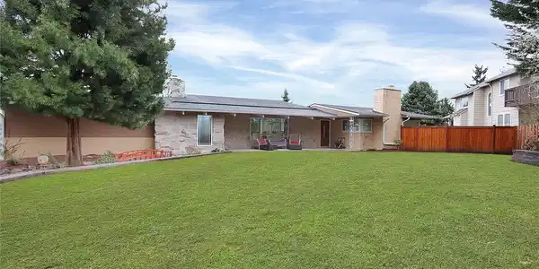 27036 140th SE