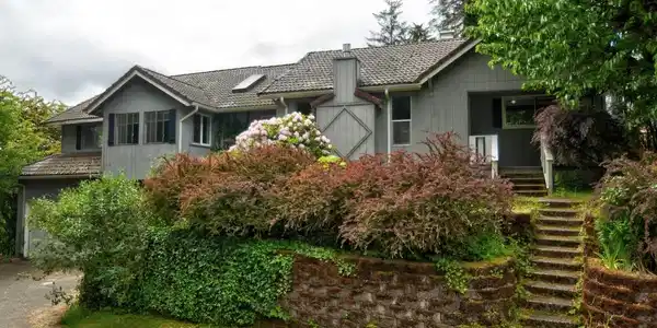 2407 Old Oregon SW