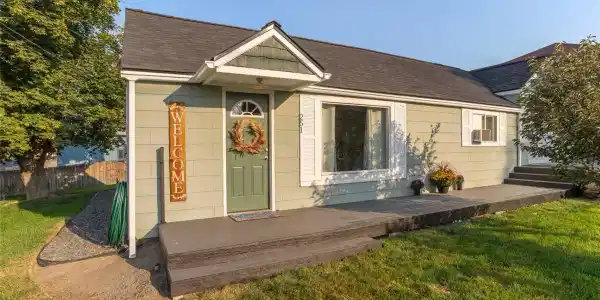 251 Rimrock