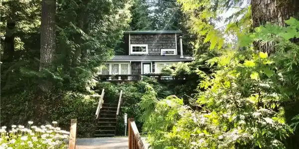 34147 North Shore Drive