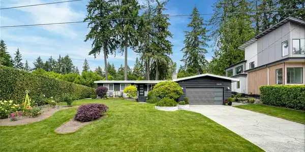 2414 158th SE