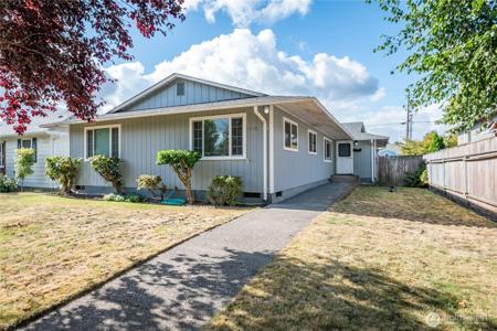 2661 Maple
