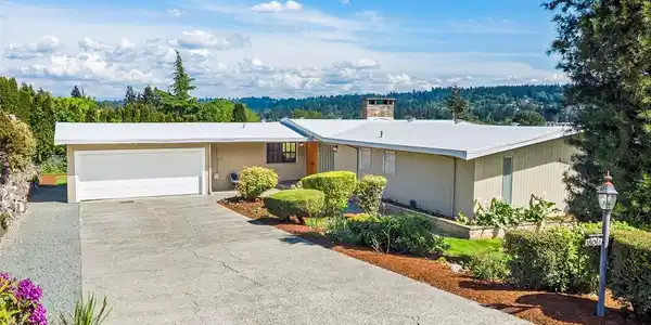 18014 58th Ave NE