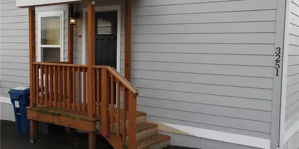 3251 S 180th Place