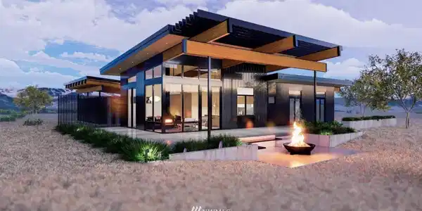450 Eastlake
