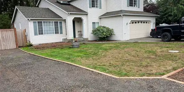 7611 43rd SE