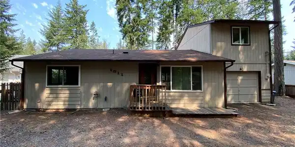 1511 Saint Andrews N