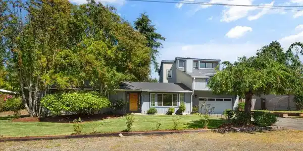1525 Lake View