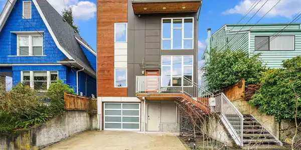 915 72nd