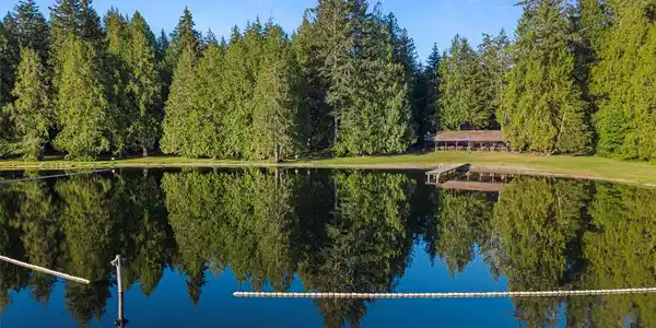 1052 Mason Lake W