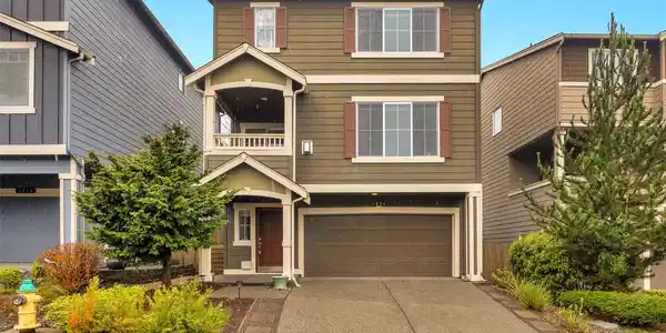 1224 92nd NE