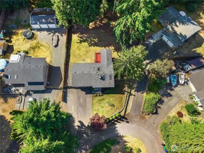 7011 Alderwood SE