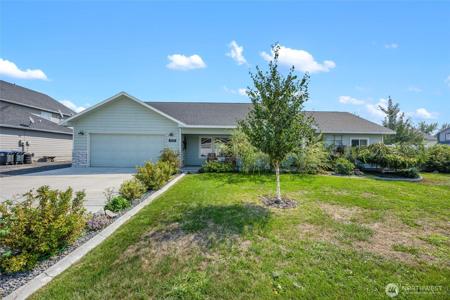 3429 Glenmoor