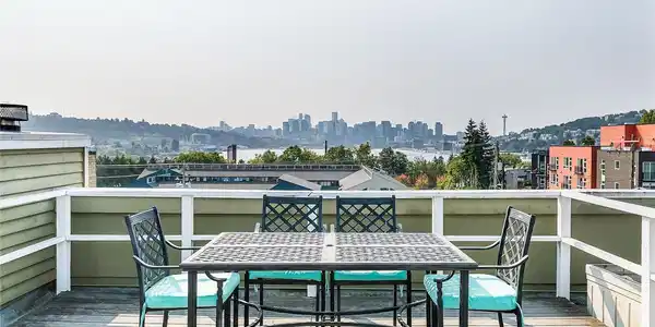 3420 Burke N