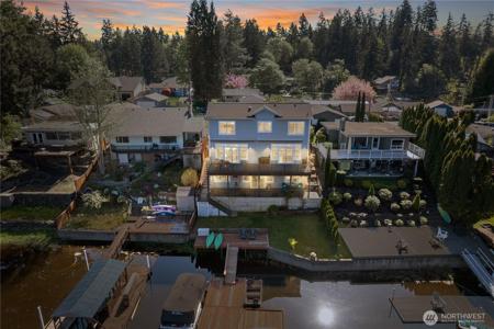4937 Thompson SE