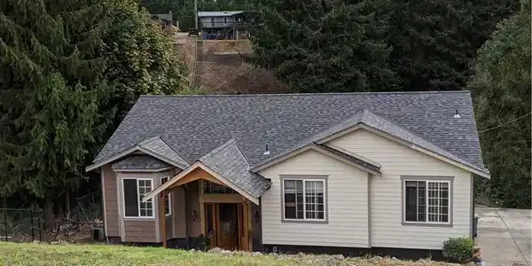 17615 Driftwood Drive E