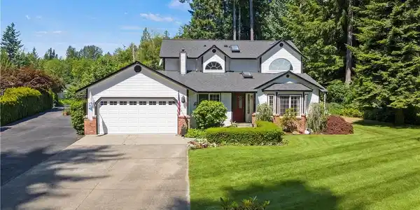 7041 Lakeside SW