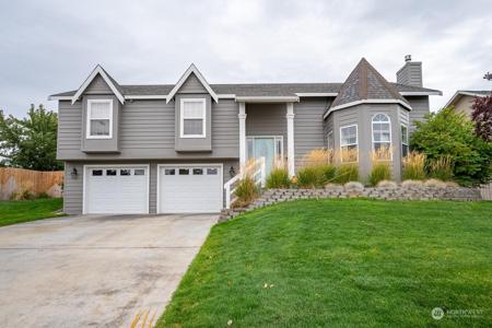 4075 Cove West Dr
