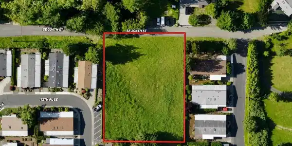 11243 SE 204th