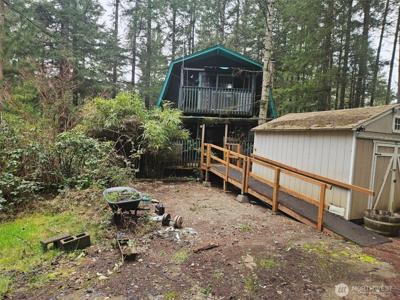 1310 Collins Lake