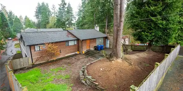 645 N 138th Street