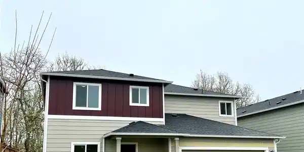 2428 Cantergrove SE