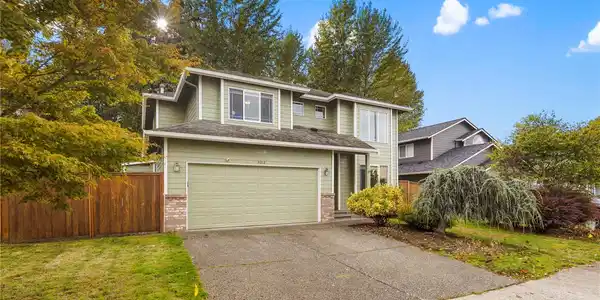 4012 141st SE