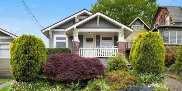 3505 Burke N