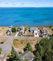 153 Sunrise Avenue SE