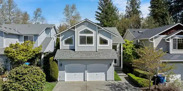 715 123rd NE