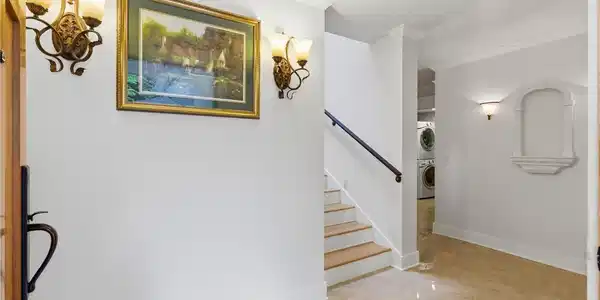 Image 4 Image 4
